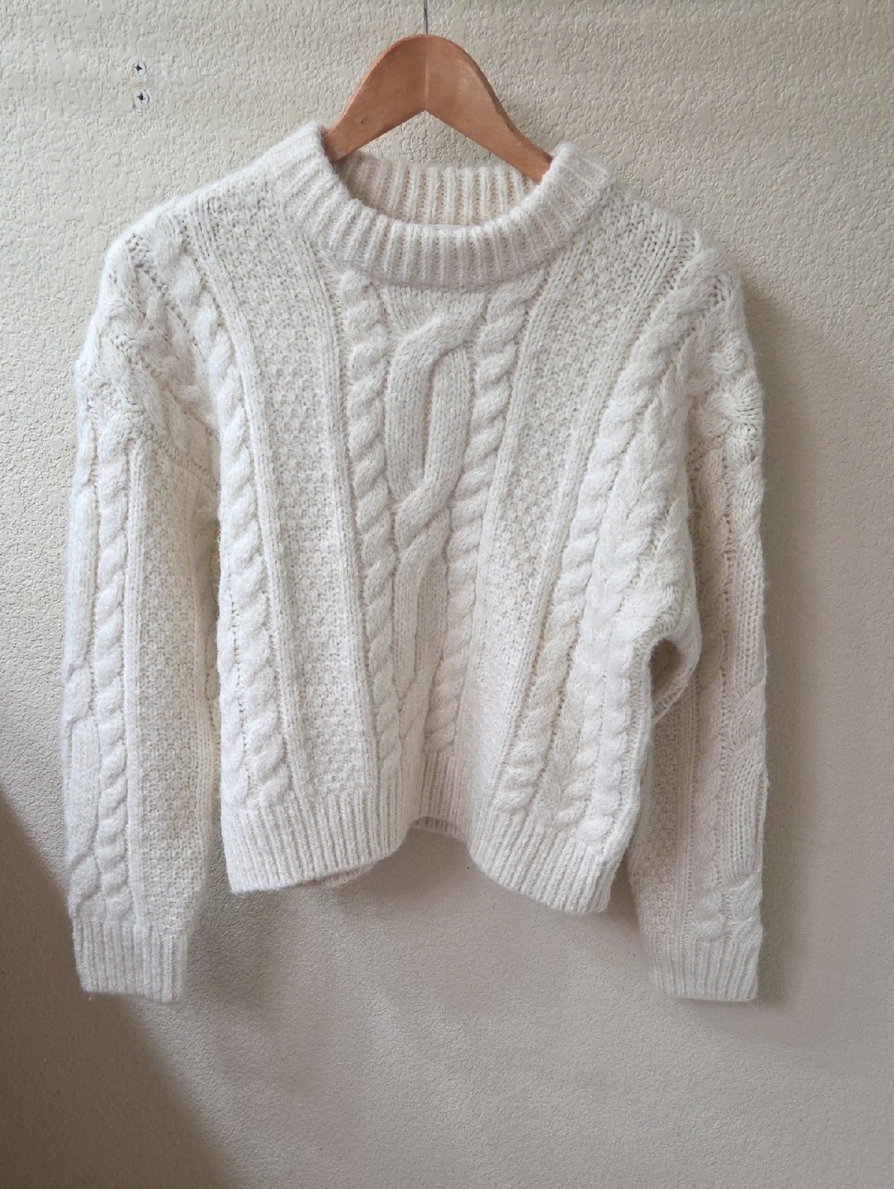 Levis White Sweater